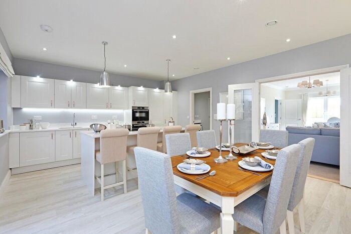 2 Bedroom Terraced House For Sale In Shilton Road, Burford, OX18