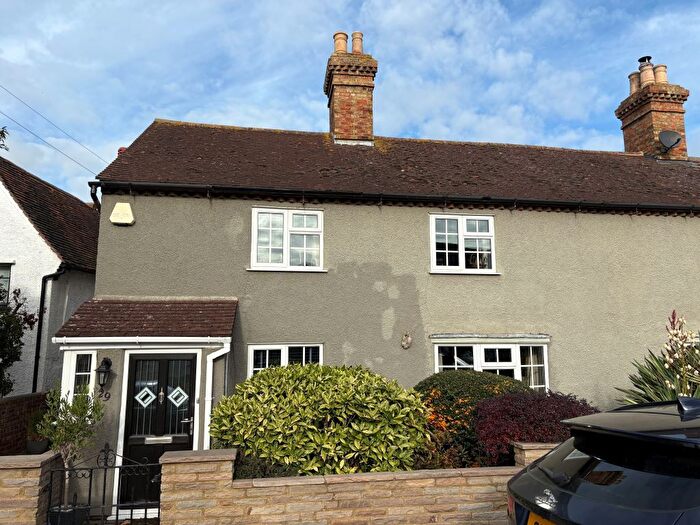 4 Bedroom Semi-detached House For Sale In High Street, Houghton Conquest, Bedford, MK45