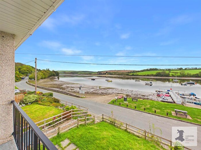 2 Bedroom Flat For Sale In The Moorings, St. Dogmaels, Cardigan, SA43