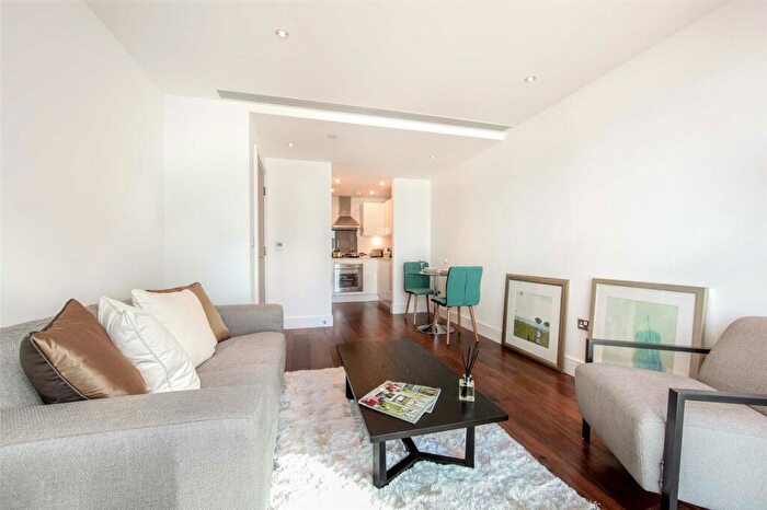 1 Bedroom Apartment For Sale In Duckman Tower, Lincoln Plaza, Canary Wharf, E14