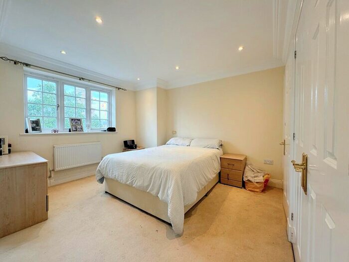 5 Bedroom Detached House For Sale In Netherne-on-the-Hill, Surrey, CR5