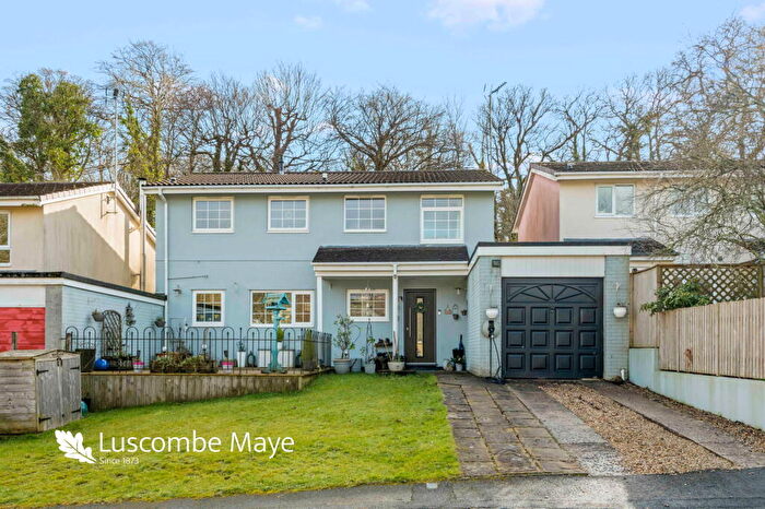 4 Bedroom Detached House For Sale In Stray Park, Yealmpton, PL8