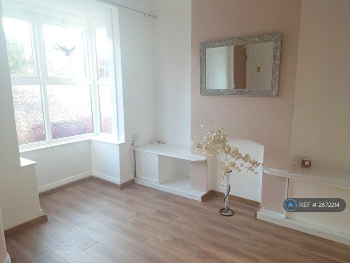 2 Bedroom Terraced House To Rent In Cranbury Road, Reading, RG30