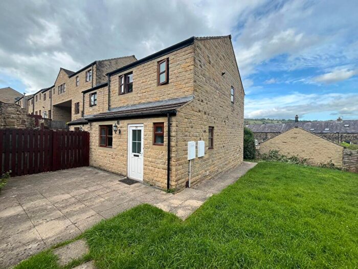 3 Bedroom End Of Terrace House To Rent In Arctic Street, Keighley, BD20