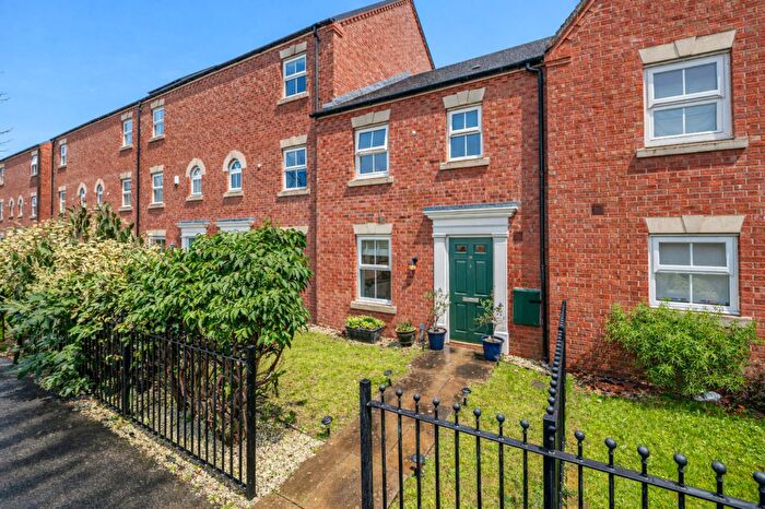 3 Bedroom Terraced House For Sale In Great Park Drive, Leyland, PR25