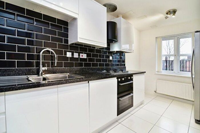 4 Bedroom Property To Rent In Myrtle Close, Sheffield, S2