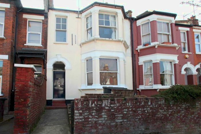 1 Bedroom Flat To Rent In Vartry Road, London, N15