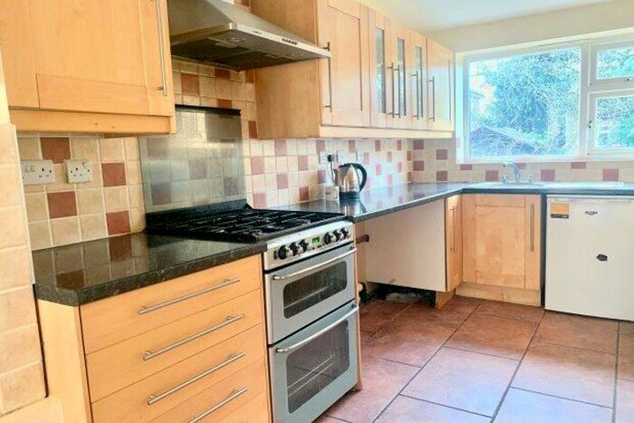 4 Bedroom Semi-Detached House To Rent In Salisbury Street, Nottingham, NG9