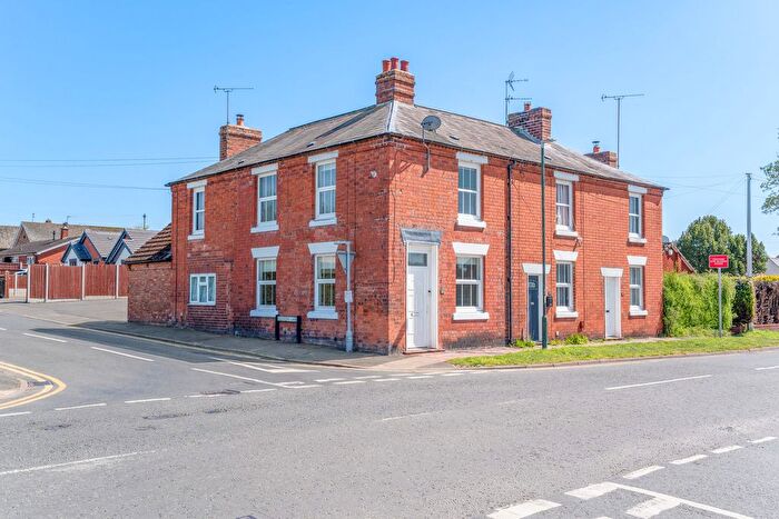 2 Bedroom Cottage For Sale In Areley Common, Stourport-On-Severn, DY13