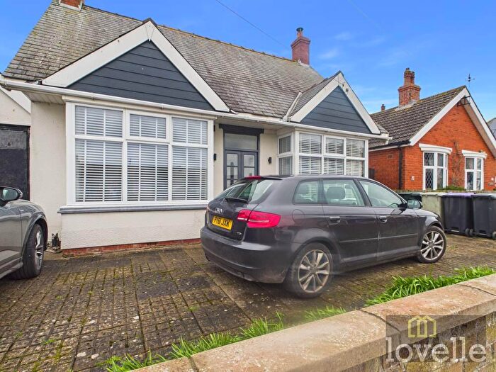 3 Bedroom Detached Bungalow For Sale In Golf Road, Mablethorpe, LN12