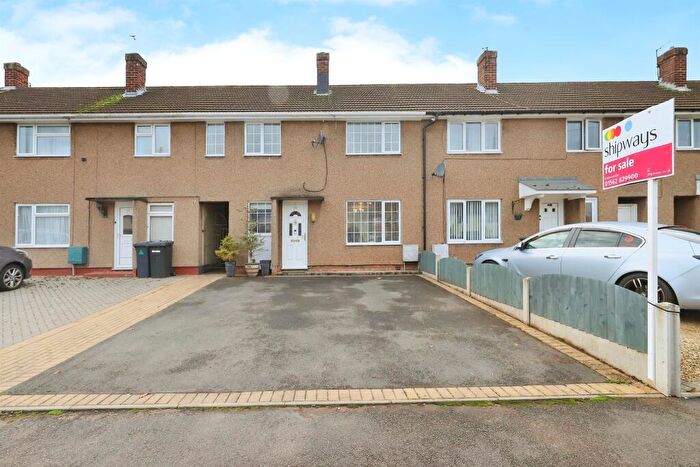 3 Bedroom Terraced House For Sale In Salisbury Drive, Kidderminster, DY11