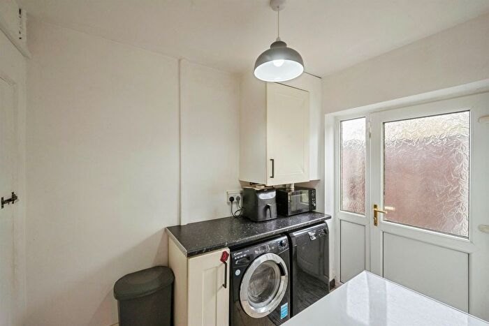 3 Bedroom Semi-Detached House For Sale In Westminster Crescent, Intake, Doncaster, DN2