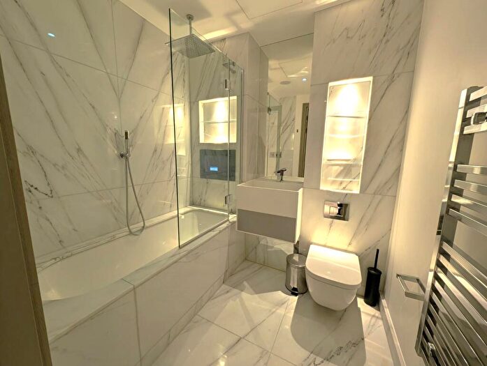 2 Bedroom Flat To Rent In Lodge Road, St John's Wood, London, NW8