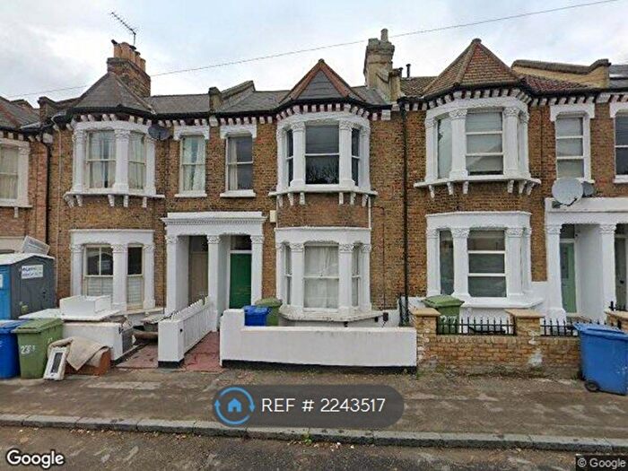4 Bedroom Terraced House To Rent In Lyndhurst Grove, London, SE15
