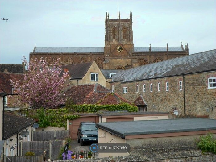 2 Bedroom End Of Terrace House To Rent In Wessex Court, Sherborne, DT9