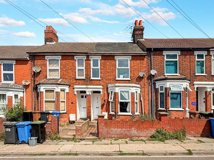 3 Bedroom Terraced House For Sale In Back Hamlet, Ipswich, IP3