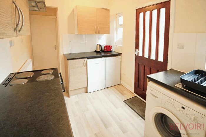 4 Bedroom Terraced House To Rent In Shelton Street (/), Nottingham, NG3
