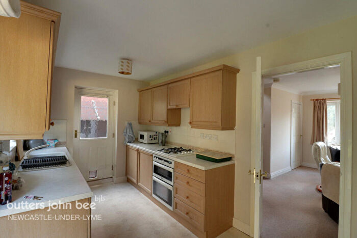 2 Bedroom End Of Terrace House For Sale In Plantation Park, Newcastle, ST5