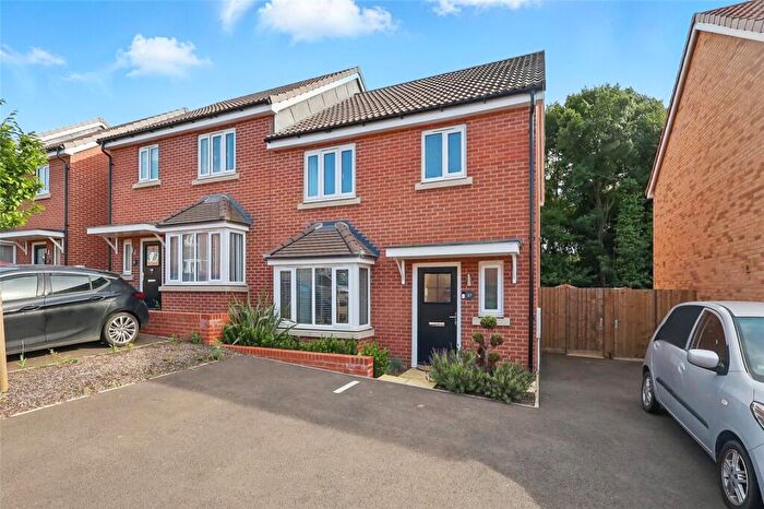 3 Bedroom Semi-Detached House For Sale In Hare Road, Stowmarket, Suffolk, IP14