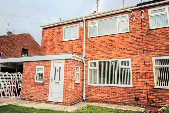 3 Bedroom Semi-Detached House To Rent In Wood Green, Prescot, L34
