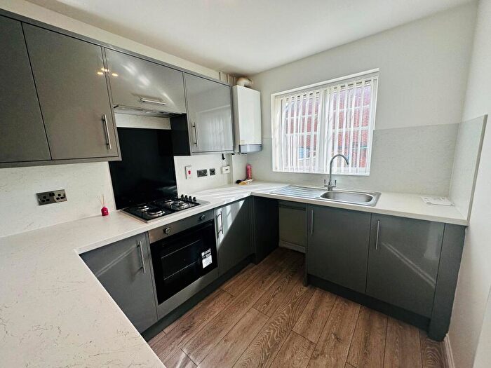 3 Bedroom Semi-Detached House To Rent In Japonica Drive, Nottingham, NG6