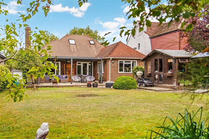 4 Bedroom Detached House For Sale In Yew Tree Bottom Road, Epsom, KT17