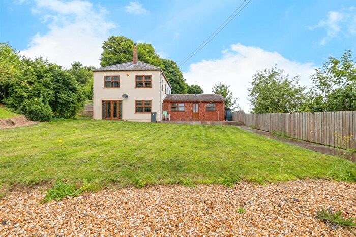 3 Bedroom Semi-Detached House For Sale In Station Road, Potterhanworth, Lincoln, LN4