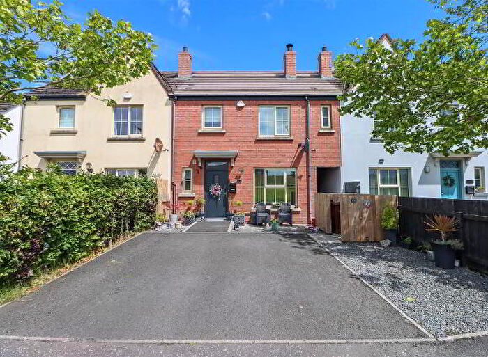 4 Bedroom TownHouse For Sale In Coopers Mill Avenue, Belfast, BT16