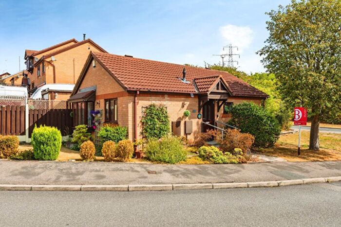 2 Bedroom Bungalow For Sale In Fenton Fields, Rotherham, South Yorkshire, S61