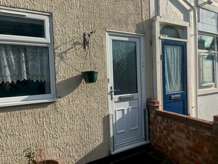 2 Bedroom House To Rent In Rotterdam Road, Lowestoft, NR32