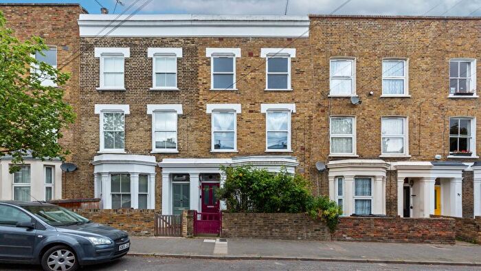 2 Bedroom Flat For Sale In Flat B, Blurton Road, Clapton, London, E5