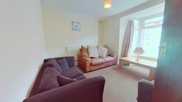 3 Bedroom End Of Terrace House To Rent In Wood Road, Treforest, Pontypridd CF37