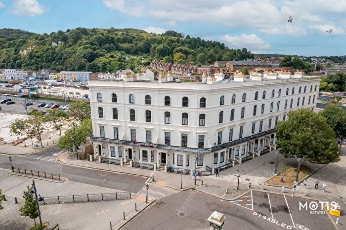 3 Bedroom Flat To Rent In Cambridge Terrace, Dover, CT16