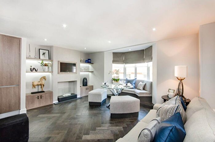 1 Bedroom Flat To Rent In Gilston Road, Chelsea, London, SW10