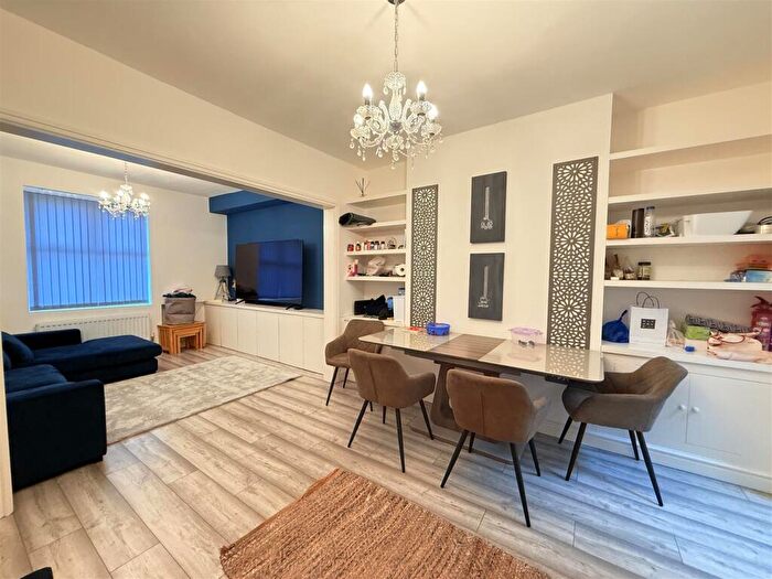 3 Bedroom House To Rent In Friars Road, Bangor, LL57