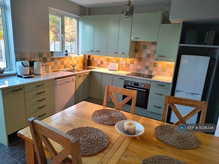 2 Bedroom Semi Detached House To Rent In Parkdale Road, Birmingham, B26