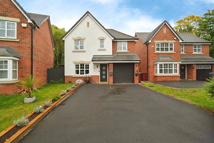 5 Bedroom Detached House For Sale In Halls Close, Bolton, Greater Manchester, BL2