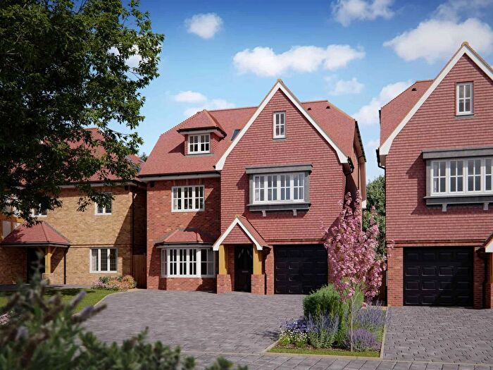 5 Bedroom Detached House For Sale In Kings Green, Hall Lane, RM14