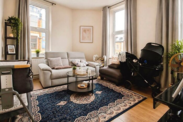 1 Bedroom Apartment To Rent In London Road, Thornton Heath, CR7