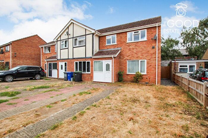 3 Bedroom Semi-Detached House For Sale In Blackbird Road, Beck Row, IP28