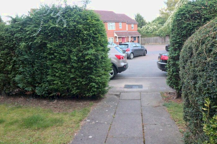 2 Bedroom Flat To Rent In Tythe Road, Luton, LU4