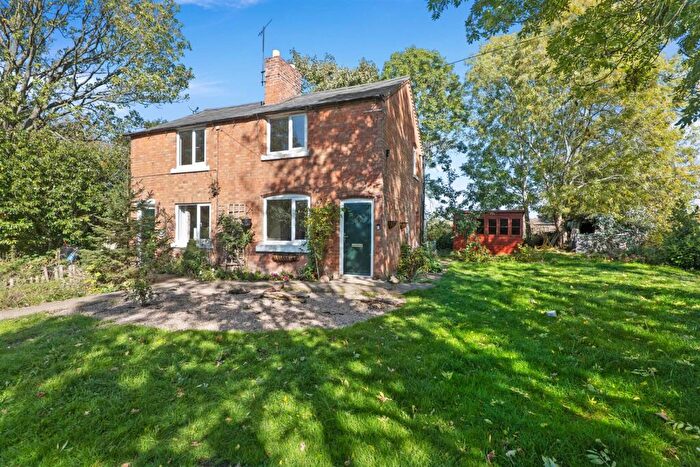 2 Bedroom Semi-Detached House For Sale In Alcester Road, Stratford-Upon-Avon, CV37