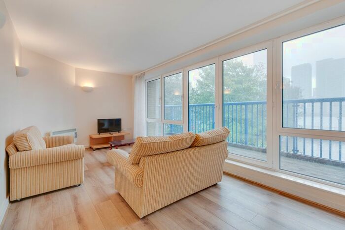 2 Bedroom Flat To Rent In Rotherhithe Street, London, SE16