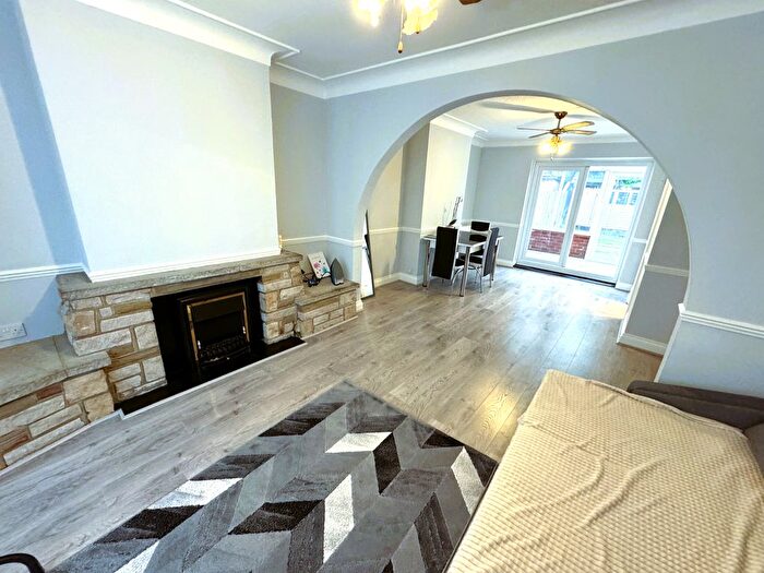 3 Bedroom Terraced House To Rent In Cecil Road, Romford, RM6