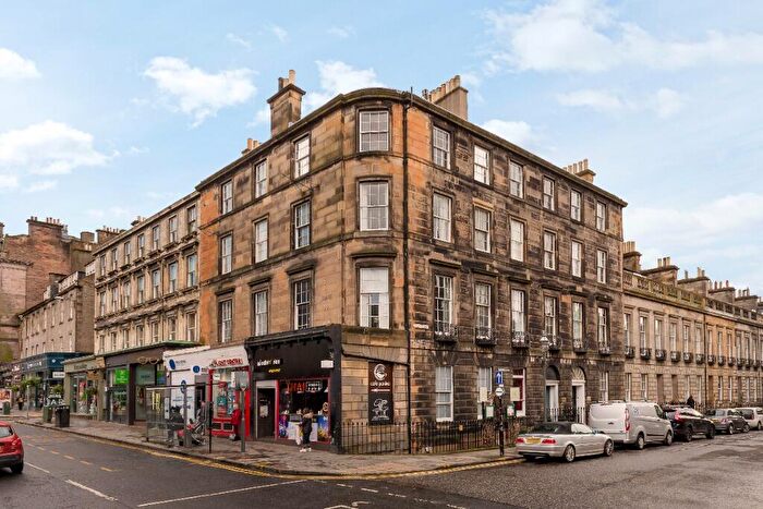 3 Bedroom Flat To Rent In Alva Street, West End, Edinburgh, EH2
