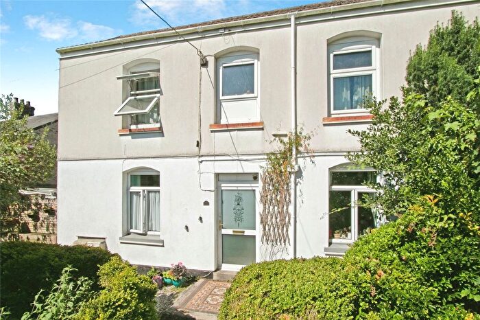 1 Bedroom Flat For Sale In Top Hill, Grampound Road, Truro, Cornwall, TR2