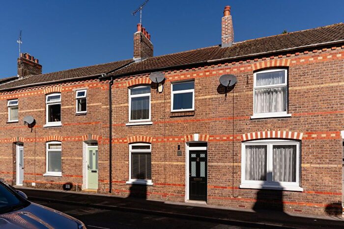 3 Bedroom Terraced House For Sale In Prospect Road, Dorchester, DT1