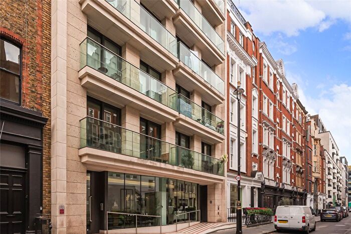 1 Bedroom Flat For Sale In Newman Street, London, W1T