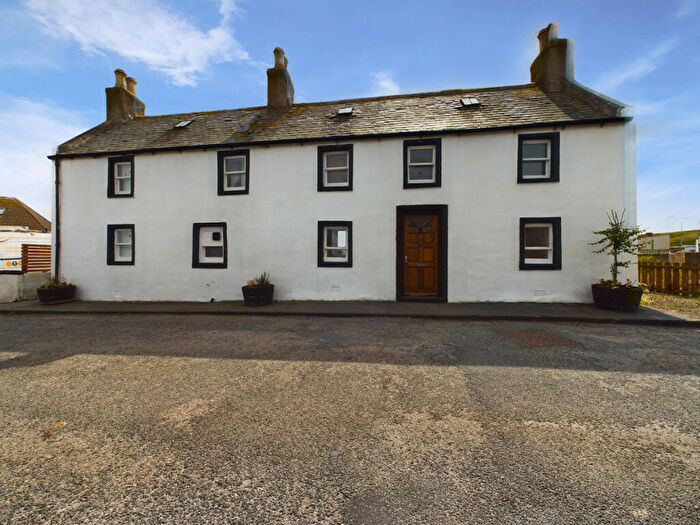 3 Bedroom Cottage For Sale In Earls Court, Peterhead, AB42