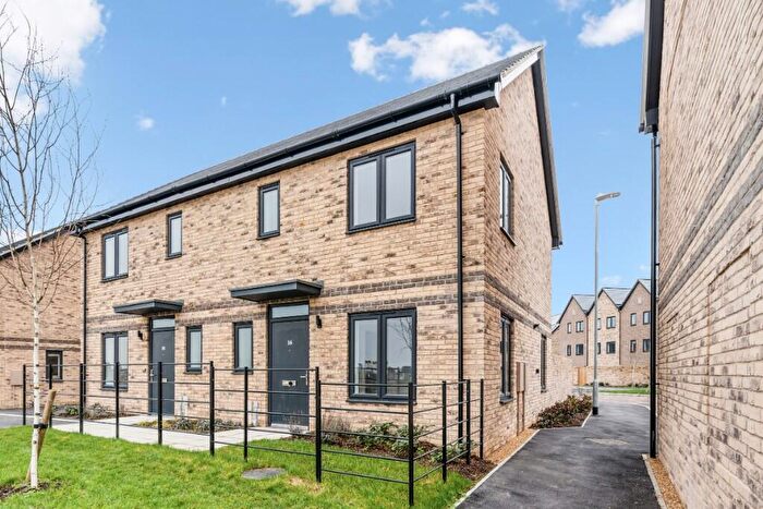 3 Bedroom Semi-Detached House To Rent In Heathcote Crescent, Huntingdon, Cambridgeshire, PE28